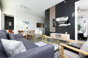 Relaxing 2BD Apt with Pool Access Near Riverwalk
